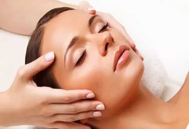 Advanced Skin Brightening Facial